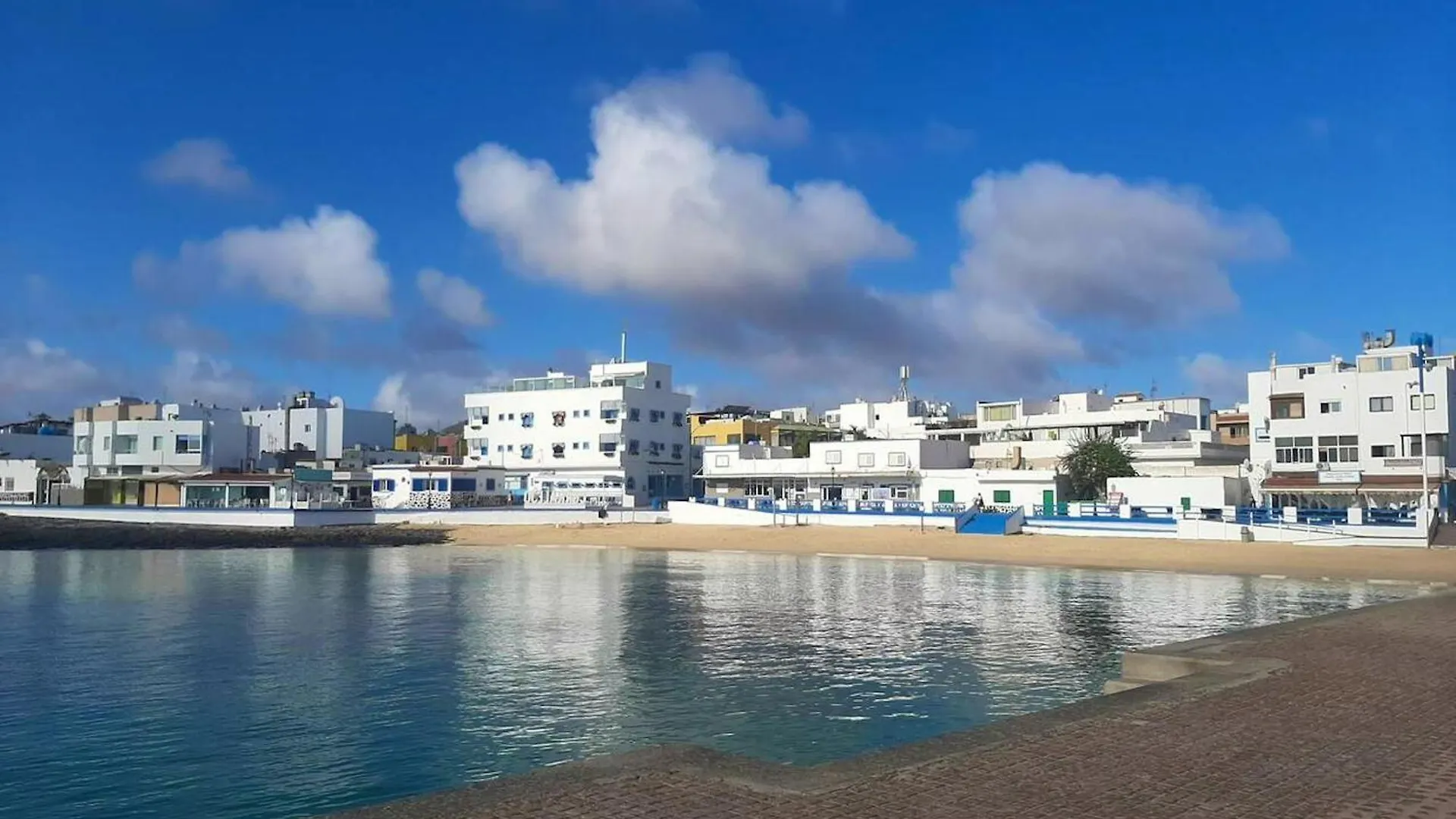Cosy Apartment In Corralejo 40 M² Close To The Beach